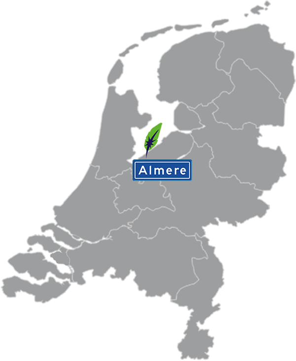 Grijze kaart van Nederland met Almere aangegeven voor maatwerk taalcursus Engels zakelijk - blauw plaatsnaambord met witte letters en Dagnall veer - transparante achtergrond - 600 * 733 pixels